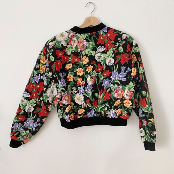 SOLD-Vintage floral bomber jacket - Picture 4 of 6